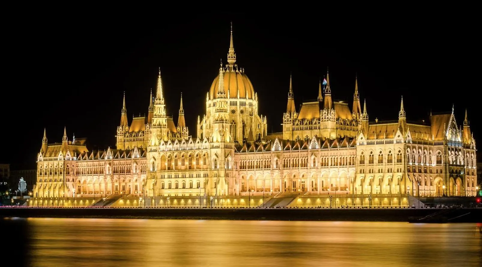 Principe Luxury Suite Next To Parliament Budapest