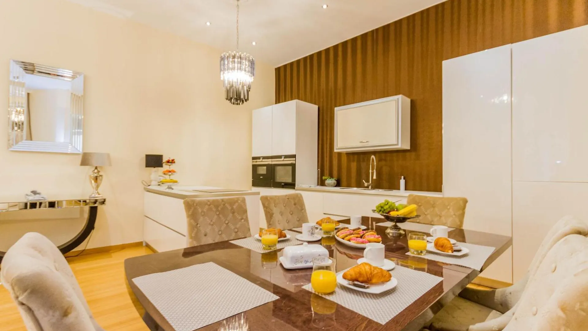Apartment Principe Luxury Suite Next To Parliament Budapest Hungary