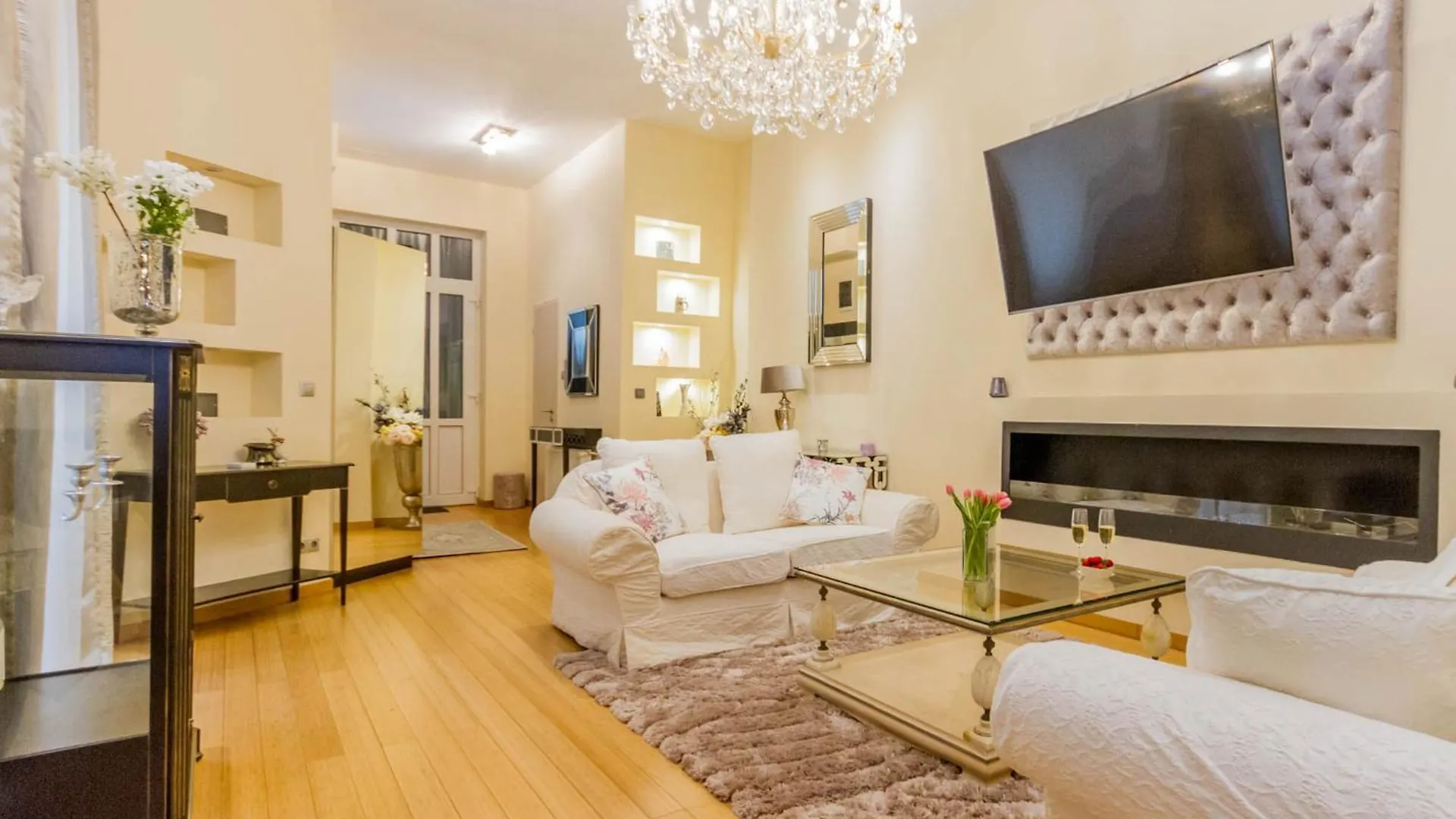 Apartment Principe Luxury Suite Next To Parliament Budapest